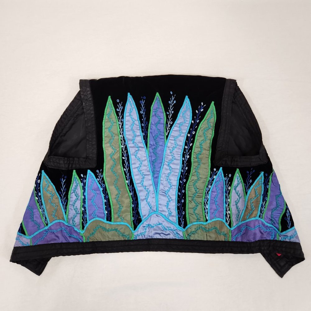 JUDITH ROBERTO La Coleccion Hecho en Mexico Black Embroidery Cropped Vest Size M - Picture 7 of 16